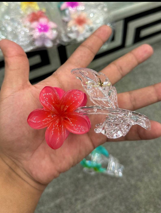 Glassy Blossom Catchers